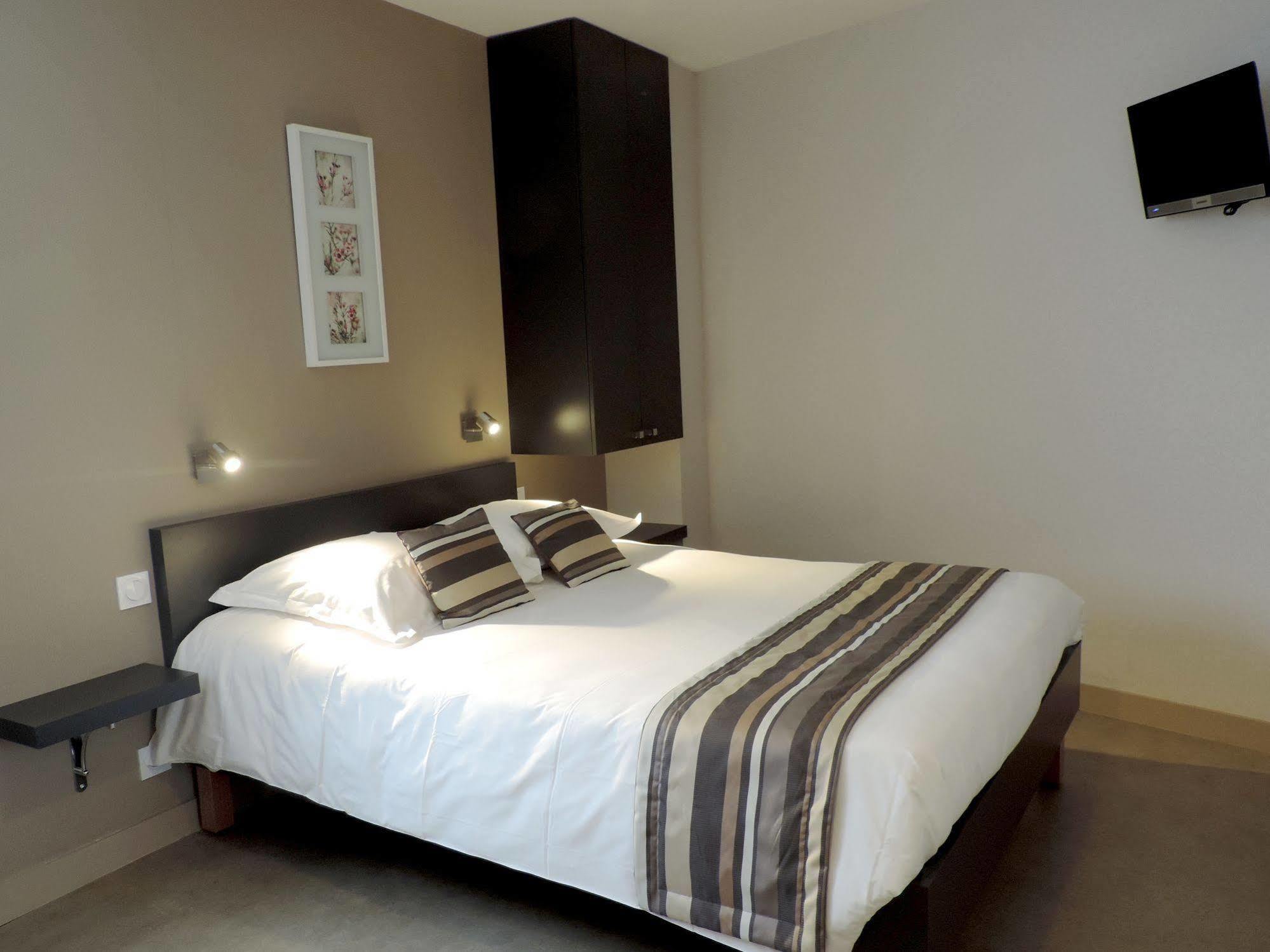 Le Cadoudal Hotel Auray Buitenkant foto